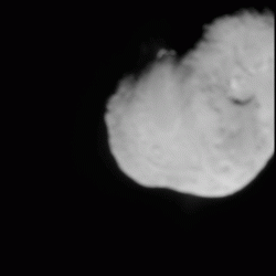 An impactor from the Deep Impact spacecraft causing the ejection of material from the Tempel comet. Image by Paul Stephen Carlin of NASA/JPL, via Wikimedia Commons. The deep Impact spacecraft going by comet Tempel 1.